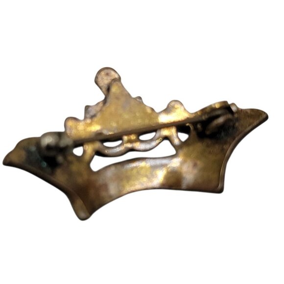 Vintage Fraternal Lapel Pin Red Enamel Shield Fleur-de-Lis Wings & Stars Badge - Picture 6 of 9